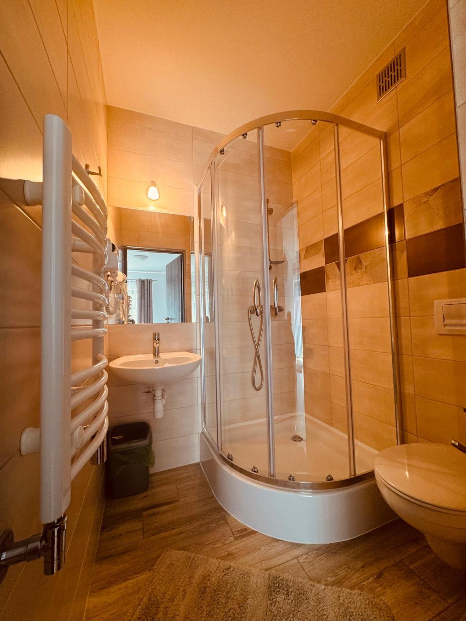 Pokoje Goscinne U Moniki Zakopane Ngoại thất bức ảnh