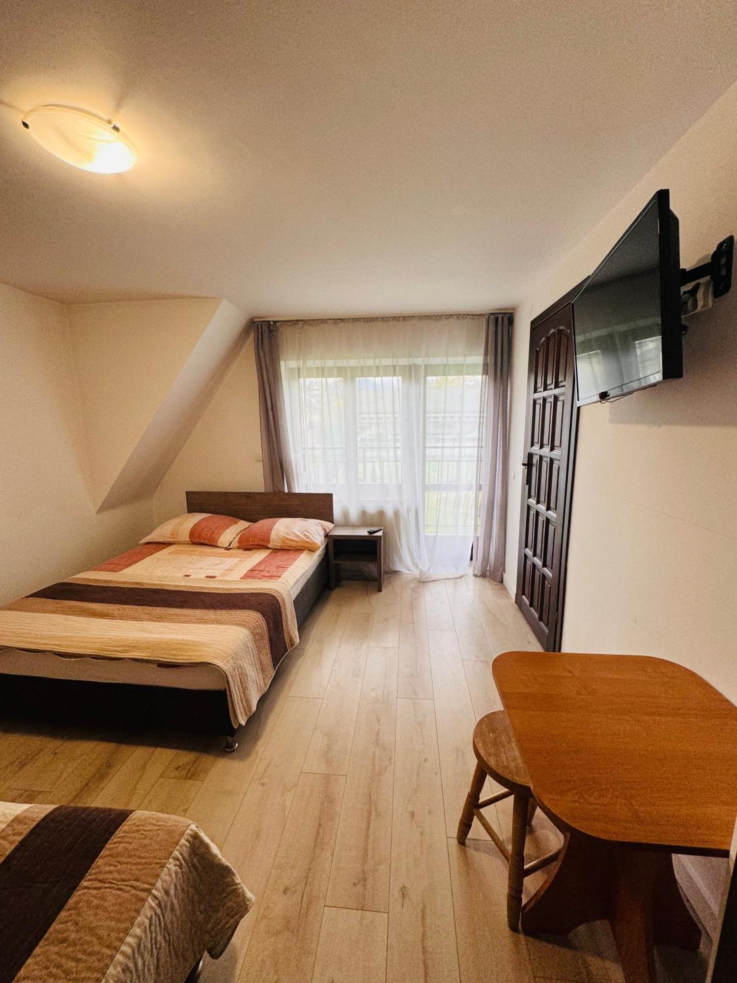 Pokoje Goscinne U Moniki Zakopane Ngoại thất bức ảnh